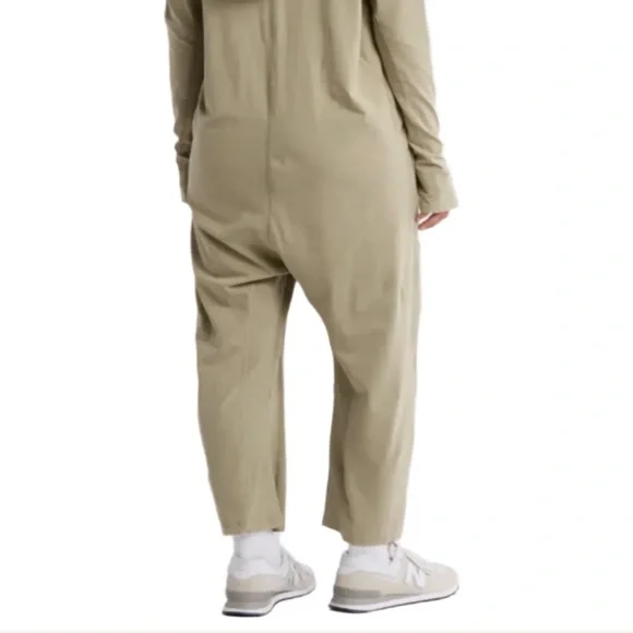 Free People Movement Hot Shot Long Sleeve Onesie - Sage Stone NWT Medium - Picture 2 of 5